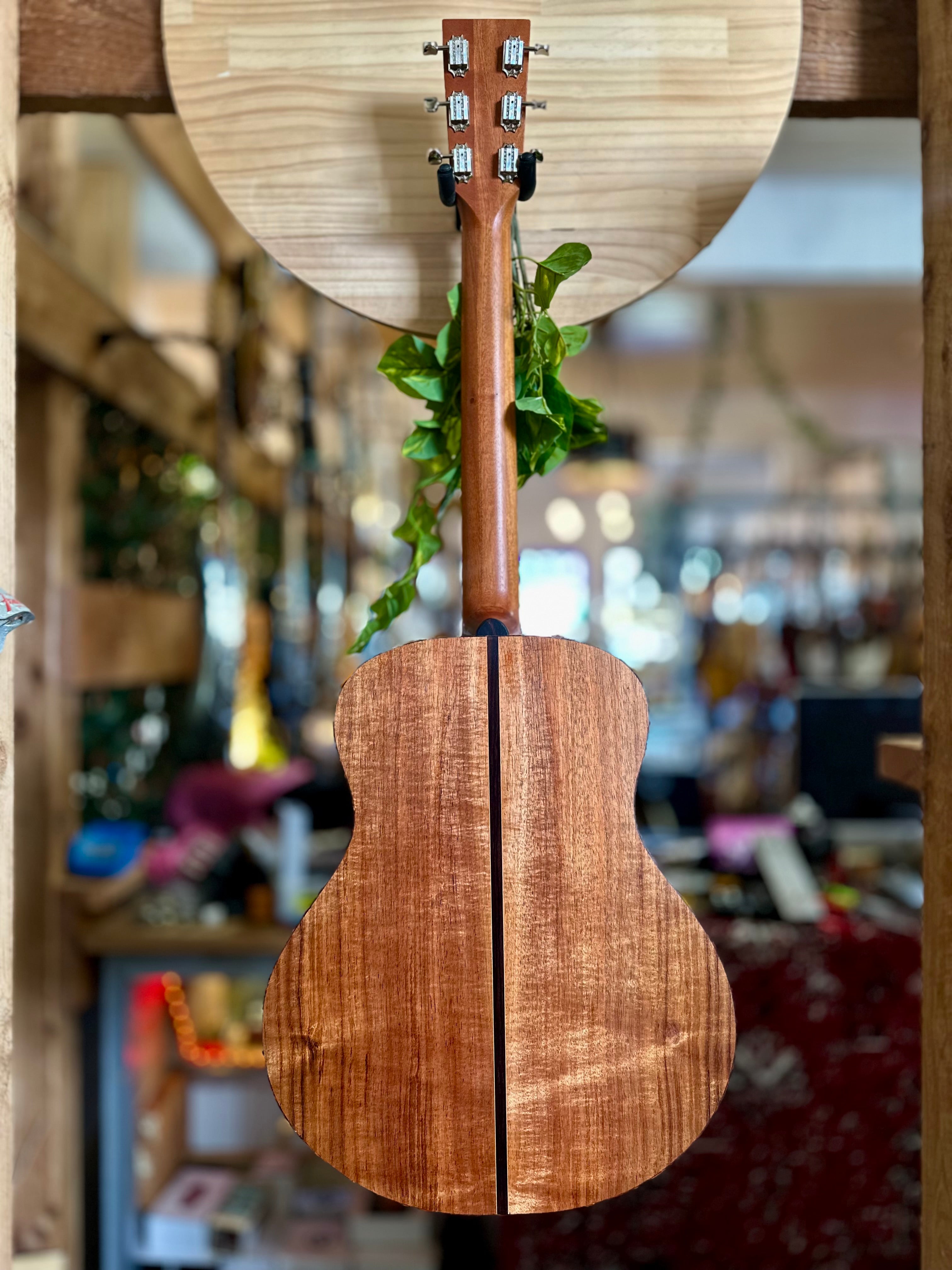 Zenner | Number 524 | 000 Small Body Acoustic | Australian Made Zenner | Number 524 | 000 Small Body Acoustic | Australian Made
